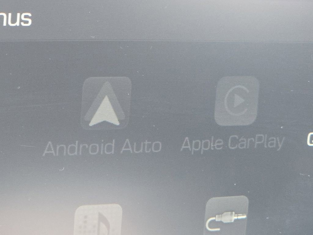 Used 2021 Hyundai Kona SE image 3