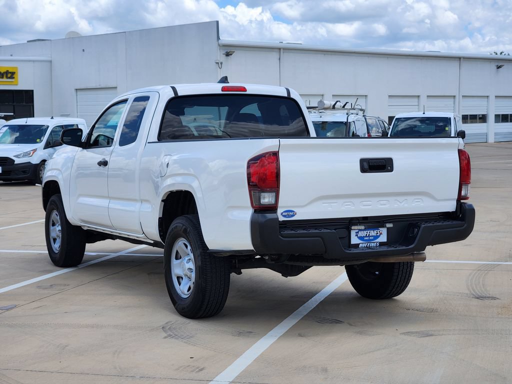 Used 2022 Toyota Tacoma SR RWD image 5