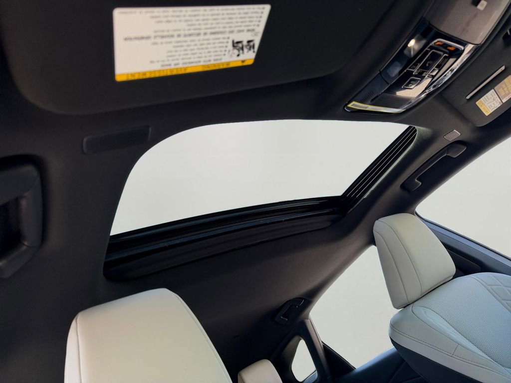 Used 2024 Lexus RX 350 Premium w/ Accessory Package (Z1) AWD/4WD image 7