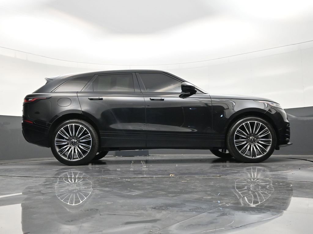 Used 2022 Land Rover Range Rover Velar R-Dynamic S AWD/4WD image 22