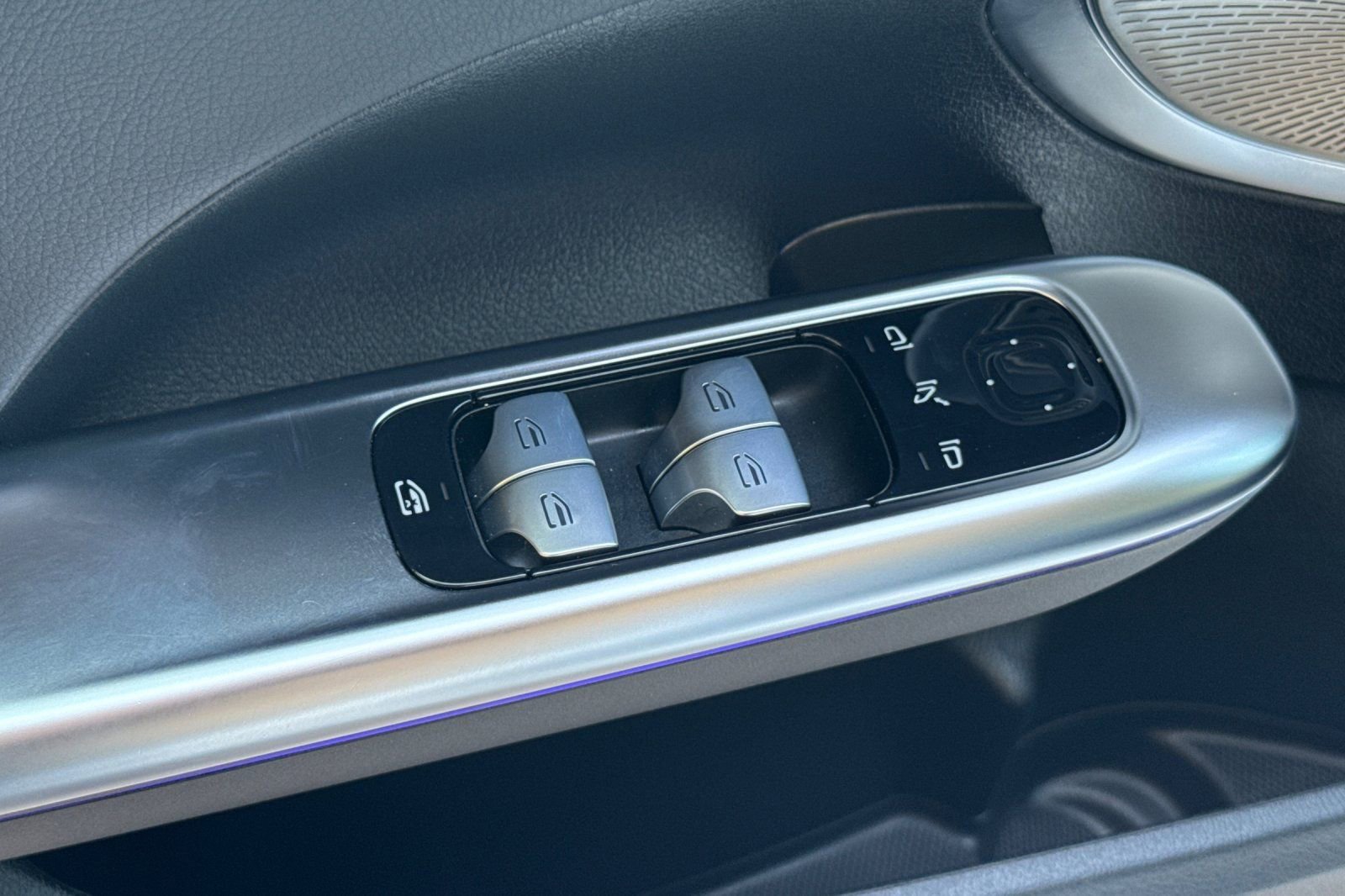 Certified 2023 Mercedes-Benz C 300 Sedan image 12