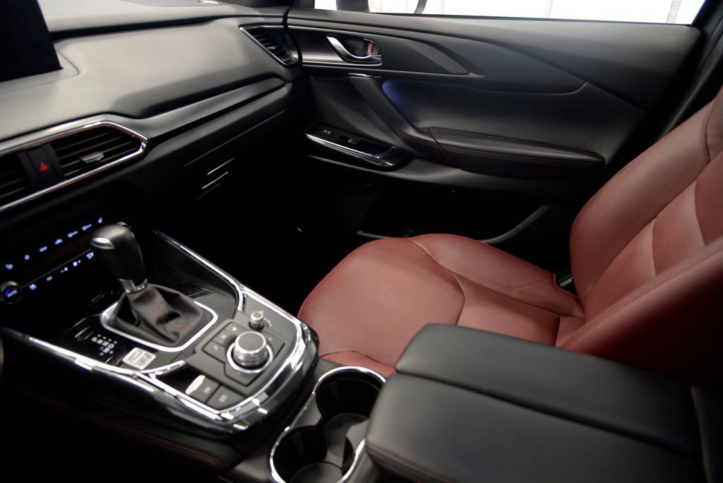 Used 2022 MAZDA CX-9 Carbon Edition image 26