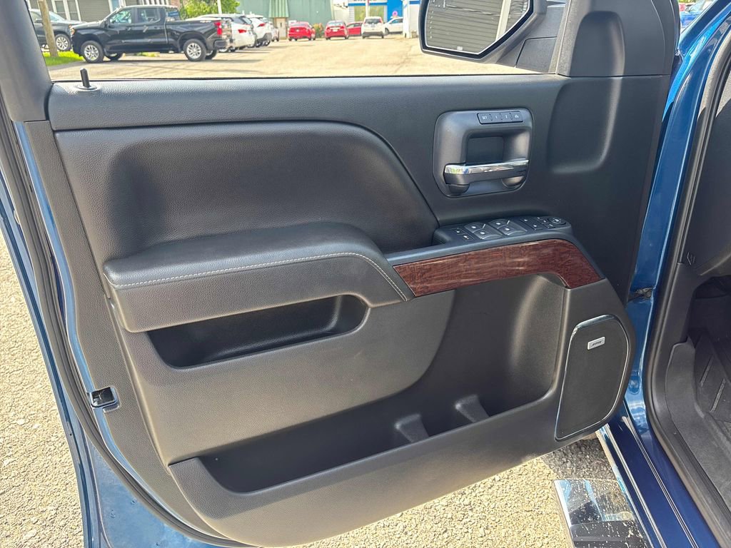 Used 2018 GMC Sierra 1500 SLT AWD/4WD image 9