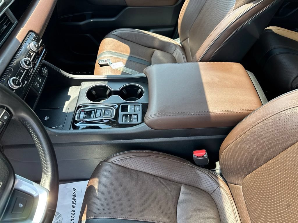 Used 2025 Honda Pilot Elite image 31