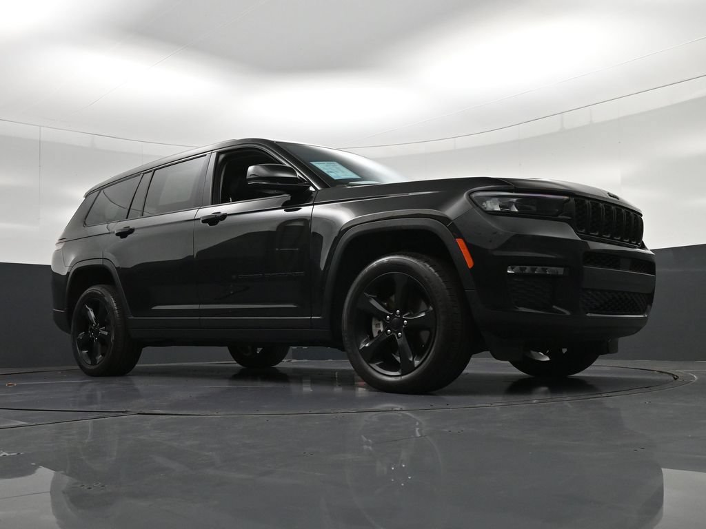 Used 2024 Jeep Grand Cherokee L Limited w/ Black Appearance Package RWD image 30