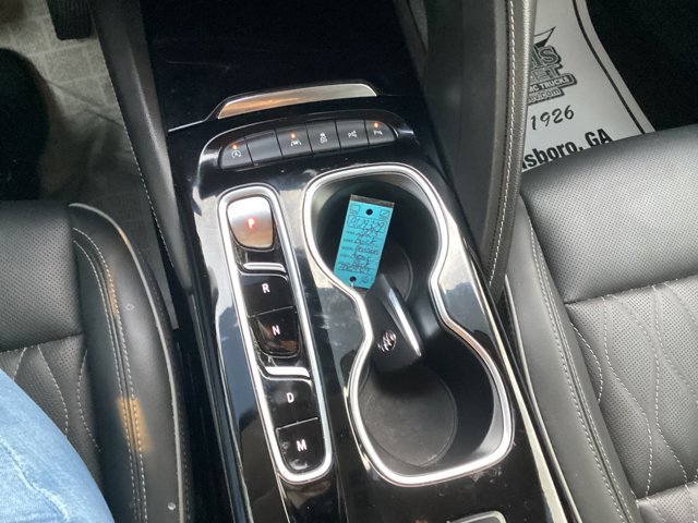 Used 2023 Buick Envision Avenir image 18