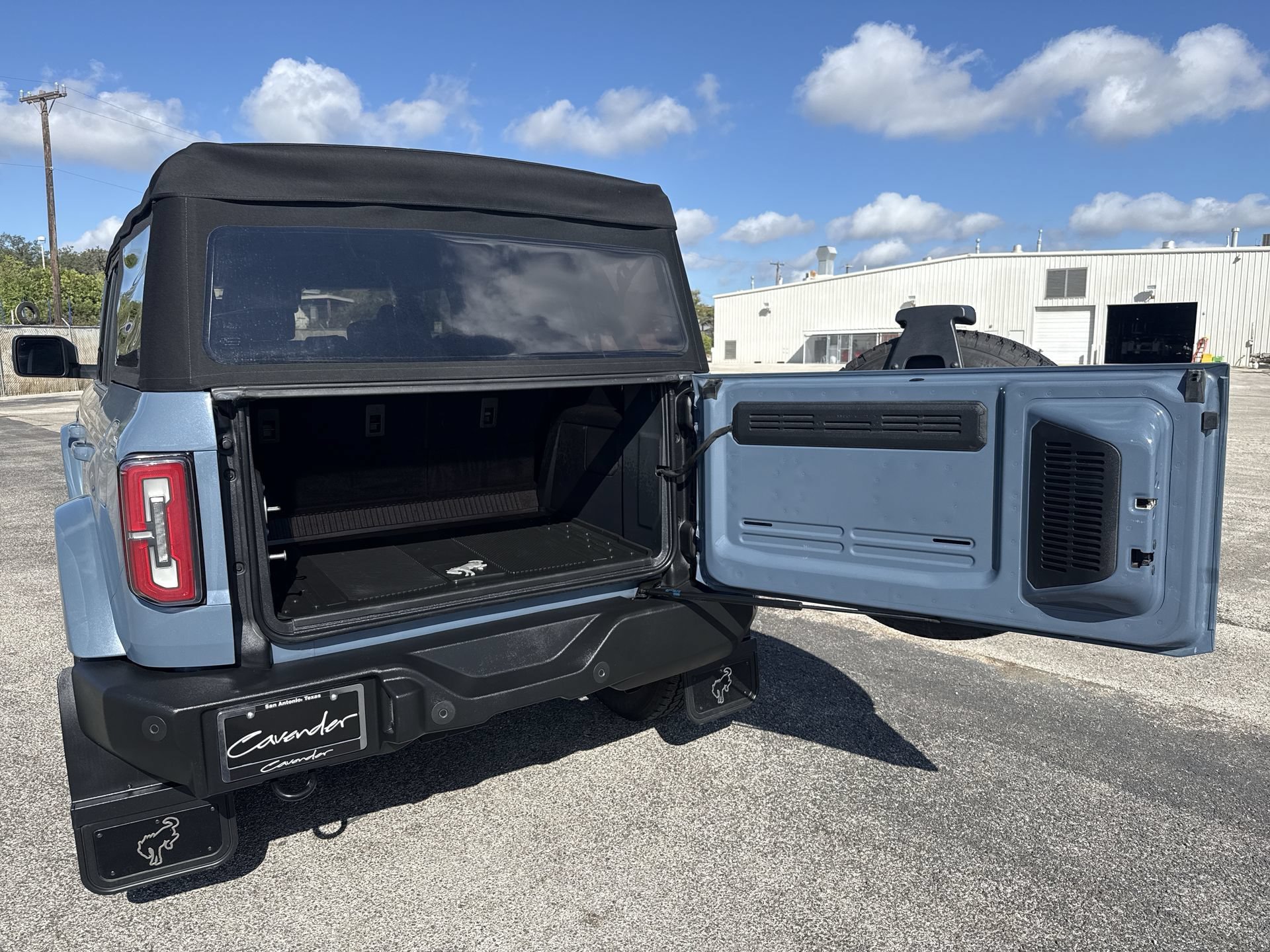 Used 2024 Ford Bronco Outer Banks AWD/4WD image 20