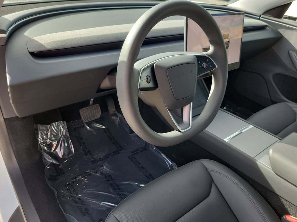 Used 2024 Tesla Model 3 Standard Range RWD image 18
