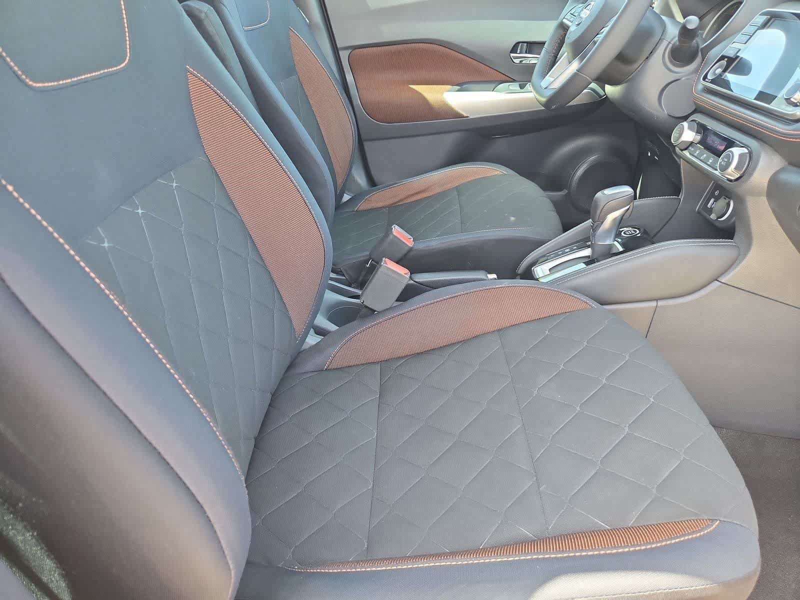 Used 2018 Nissan Kicks SR FWD image 19
