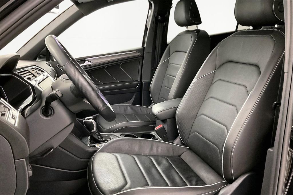 Used 2023 Volkswagen Tiguan SEL R-Line image 19