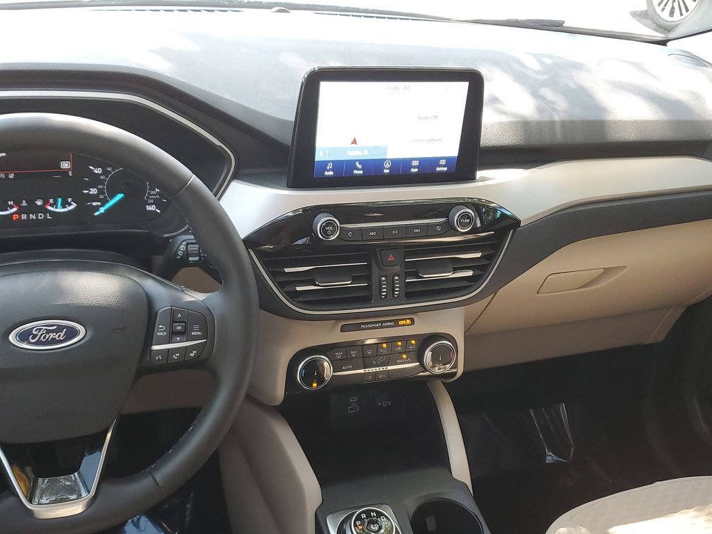 Used 2022 Ford Escape SE w/ Convenience Package FWD image 19