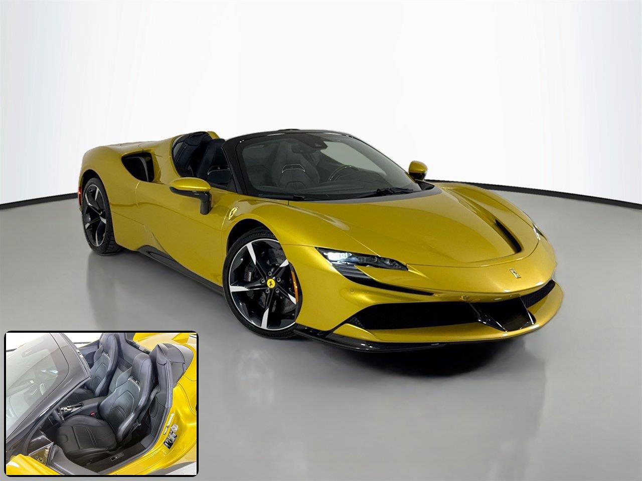 Used 2022 Ferrari SF90 Spider AWD/4WD image 2