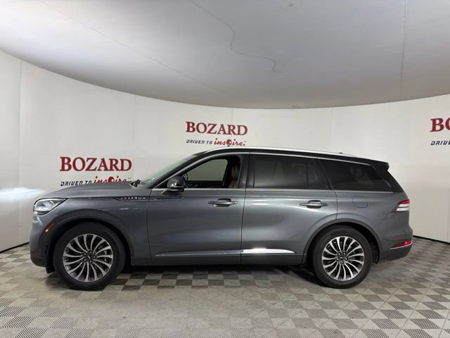 Used 2022 Lincoln Aviator Reserve w/ Elements Package Plus RWD image 5