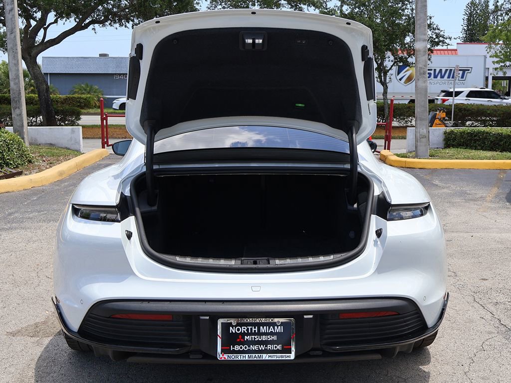 Used 2020 Porsche Taycan Turbo AWD/4WD image 18