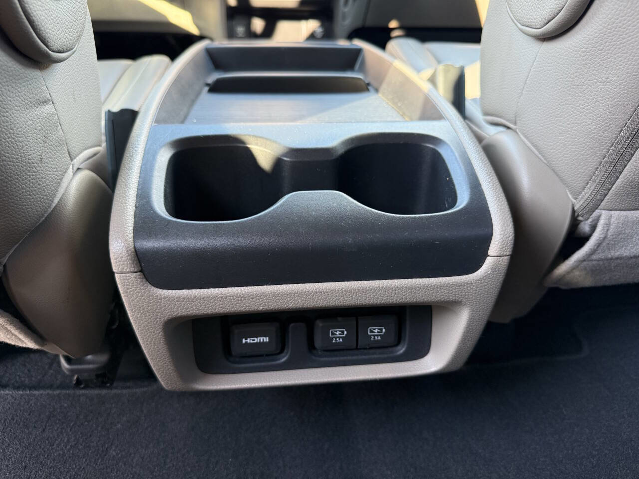 Used 2019 Honda Odyssey Touring image 12