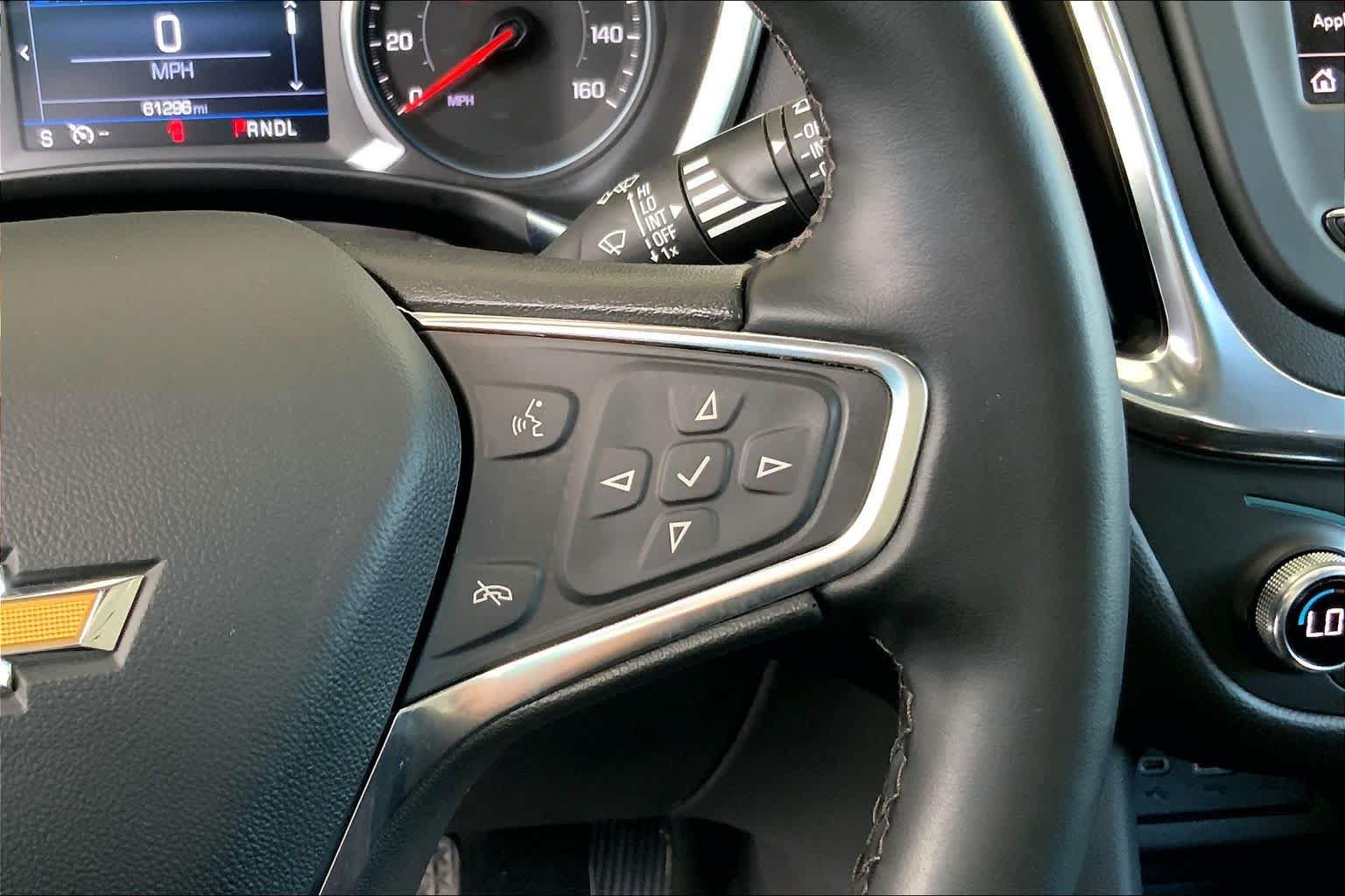 Used 2024 Chevrolet Equinox LT AWD/4WD image 25