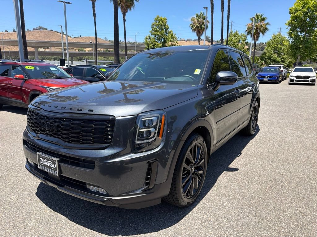 Certified 2022 Kia Telluride SX w/ Towing Package FWD image 2