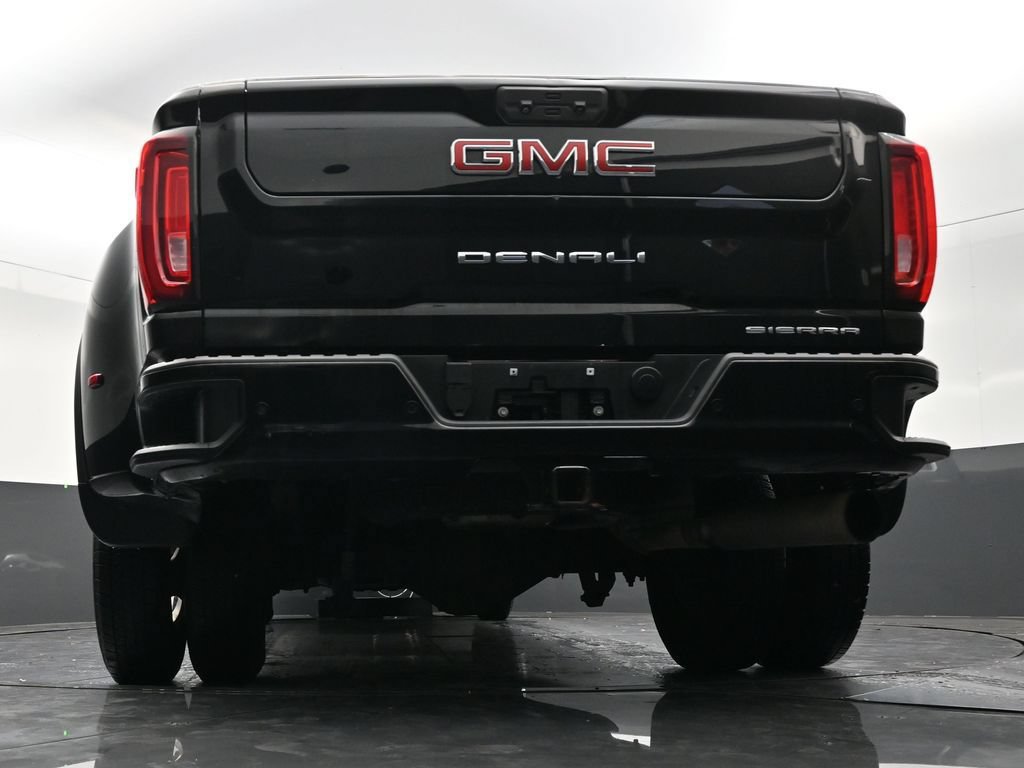 Used 2021 GMC Sierra 3500 Denali w/ Denali Ultimate Package AWD/4WD image 23