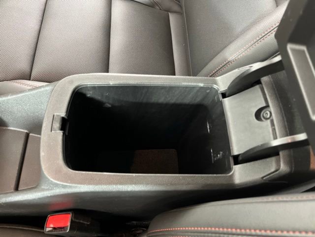 Used 2024 Chevrolet Trax RS w/ Sunroof Package FWD image 31