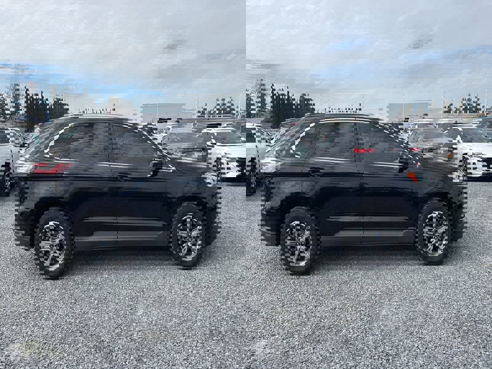 Used 2020 Ford Edge SEL w/ Convenience Package image 8