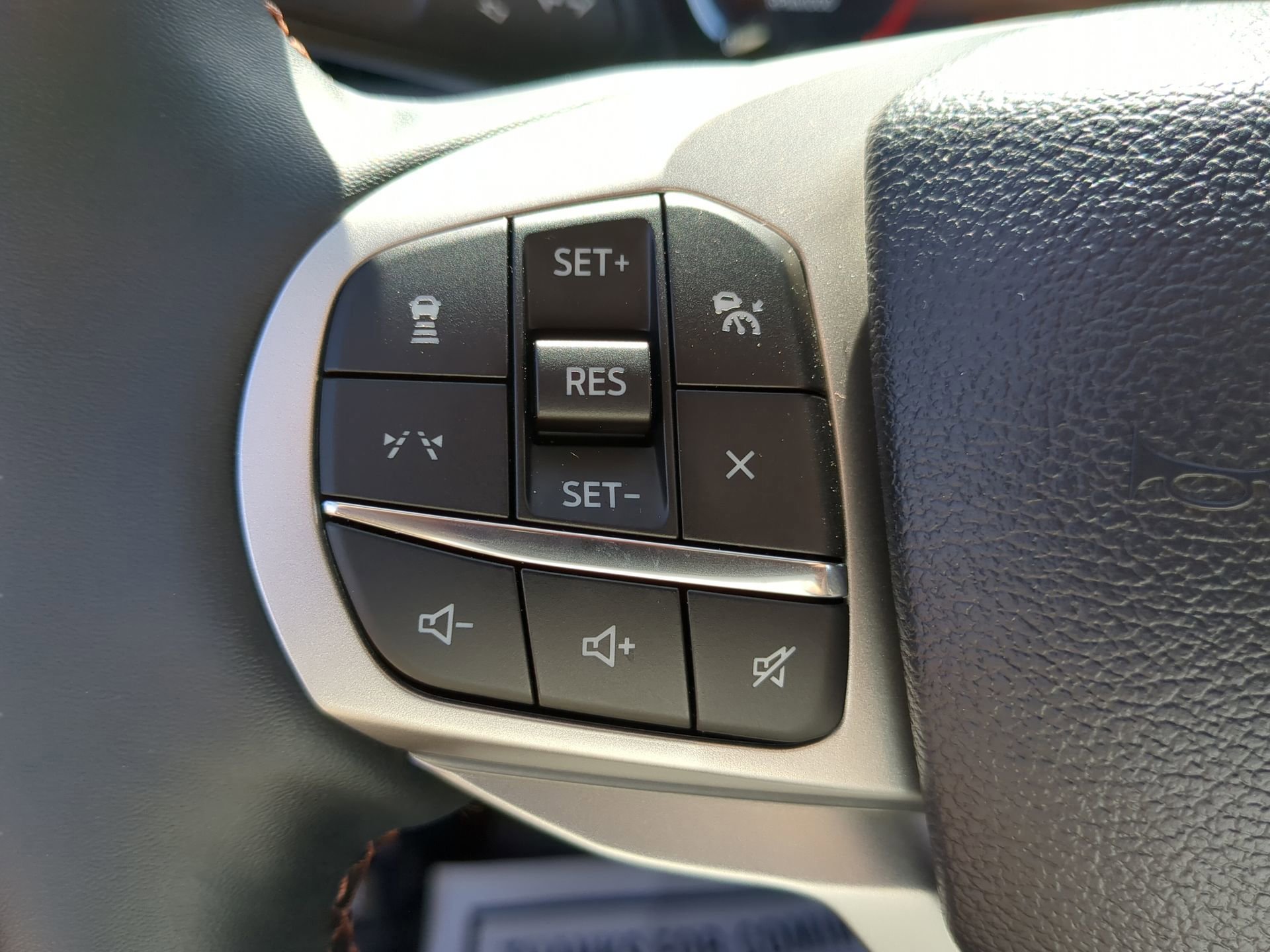 New 2025 Ford Explorer Active w/ Active Comfort Package image 62