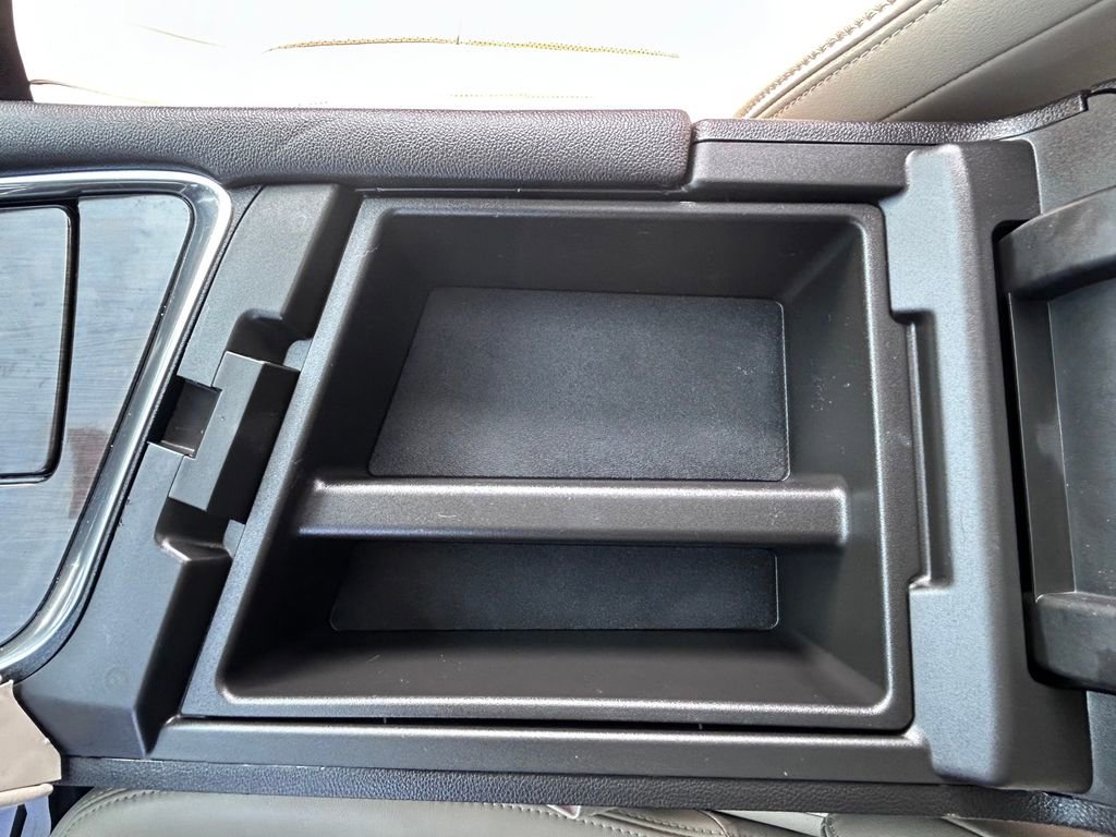 Used 2019 Buick Enclave Premium w/ Experience Buick Package image 24