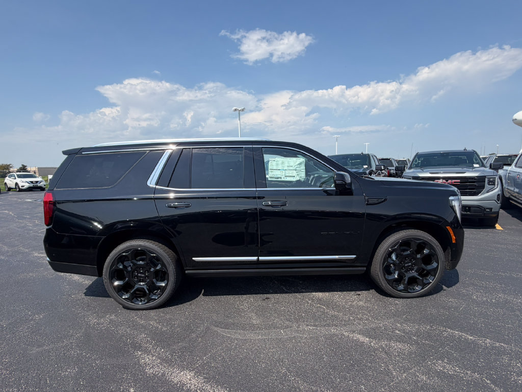 New 2026 GMC Yukon Denali w/ Denali Reserve Package AWD/4WD image 17