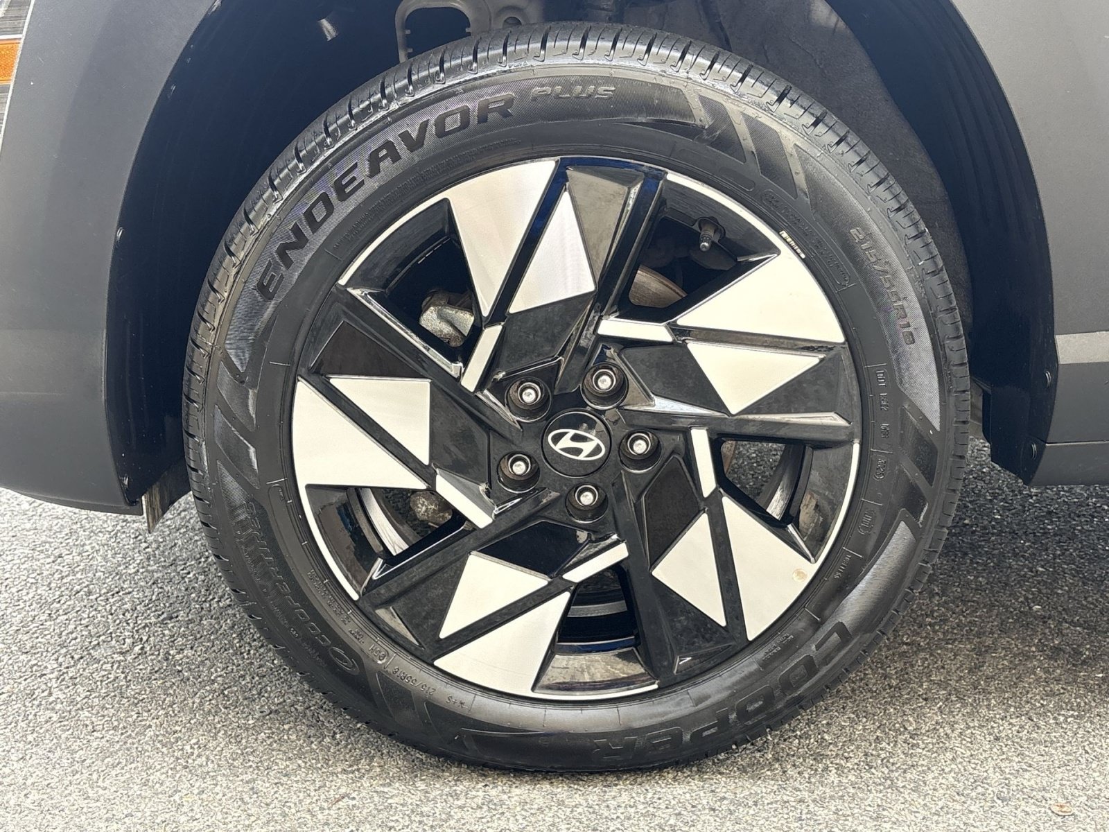 Certified 2025 Hyundai Kona SEL AWD/4WD image 12