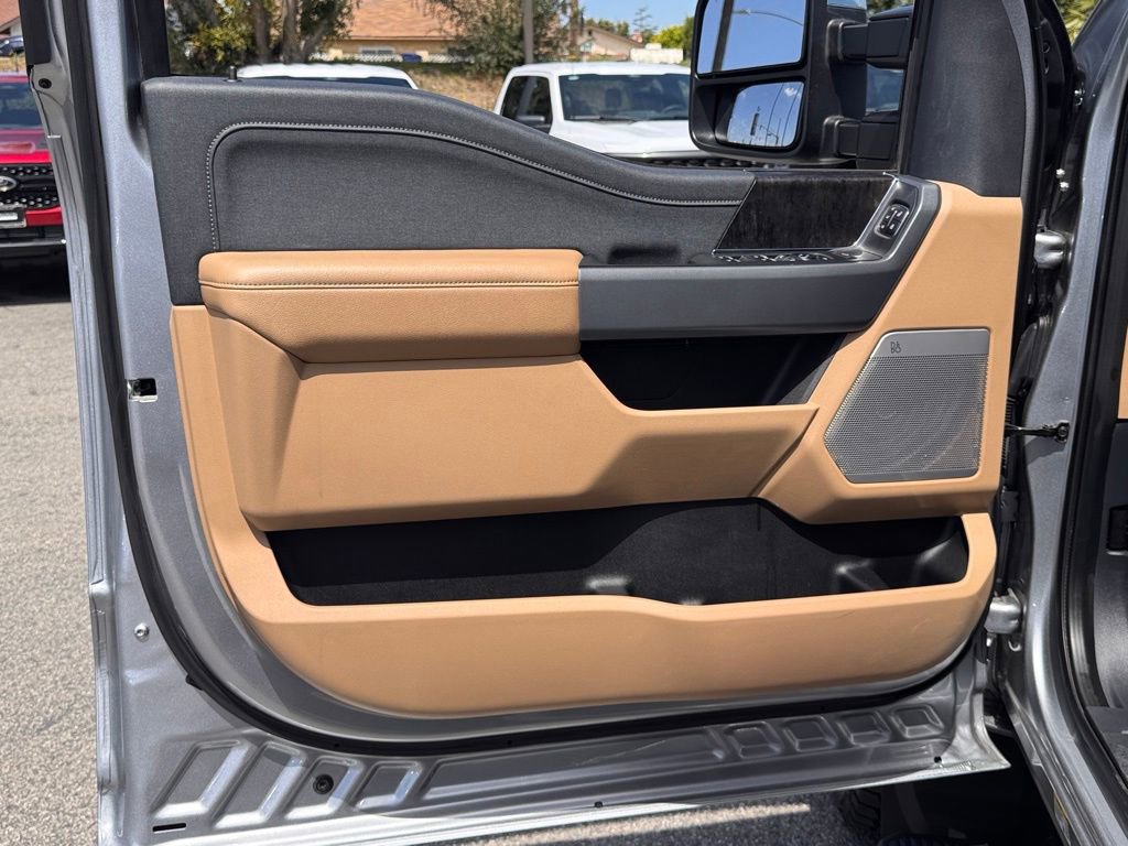 Used 2023 Ford F450 Lariat w/ Lariat Ultimate Package AWD/4WD image 15