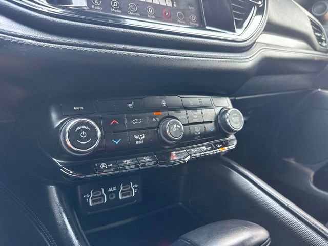 Used 2022 Dodge Durango GT AWD/4WD image 5