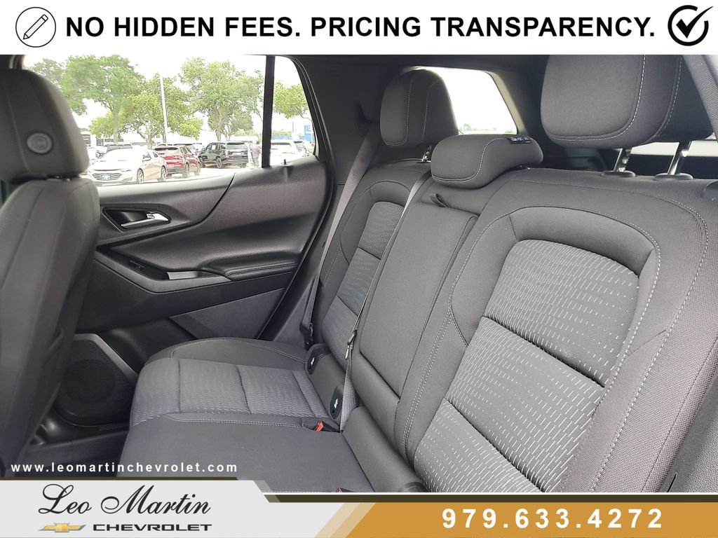 Used 2026 Chevrolet Equinox LT FWD image 9