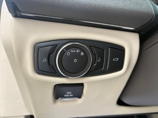 Used 2020 Lincoln MKZ FWD image 25