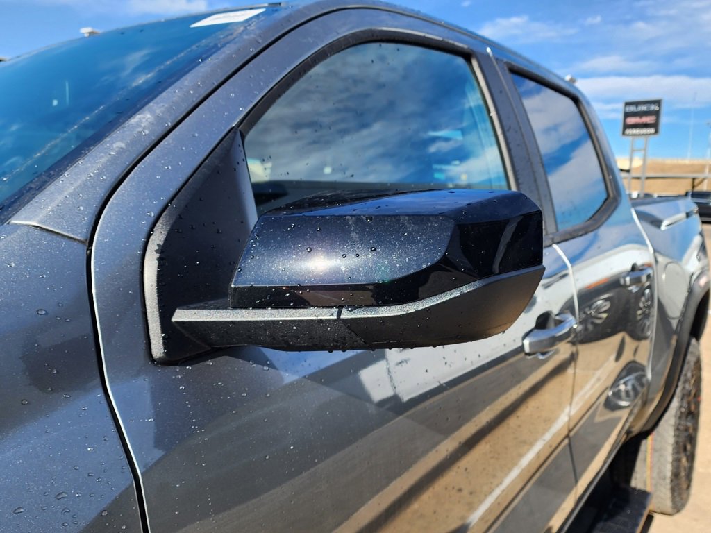 New 2026 GMC Canyon Elevation w/ Convenience Package image 12