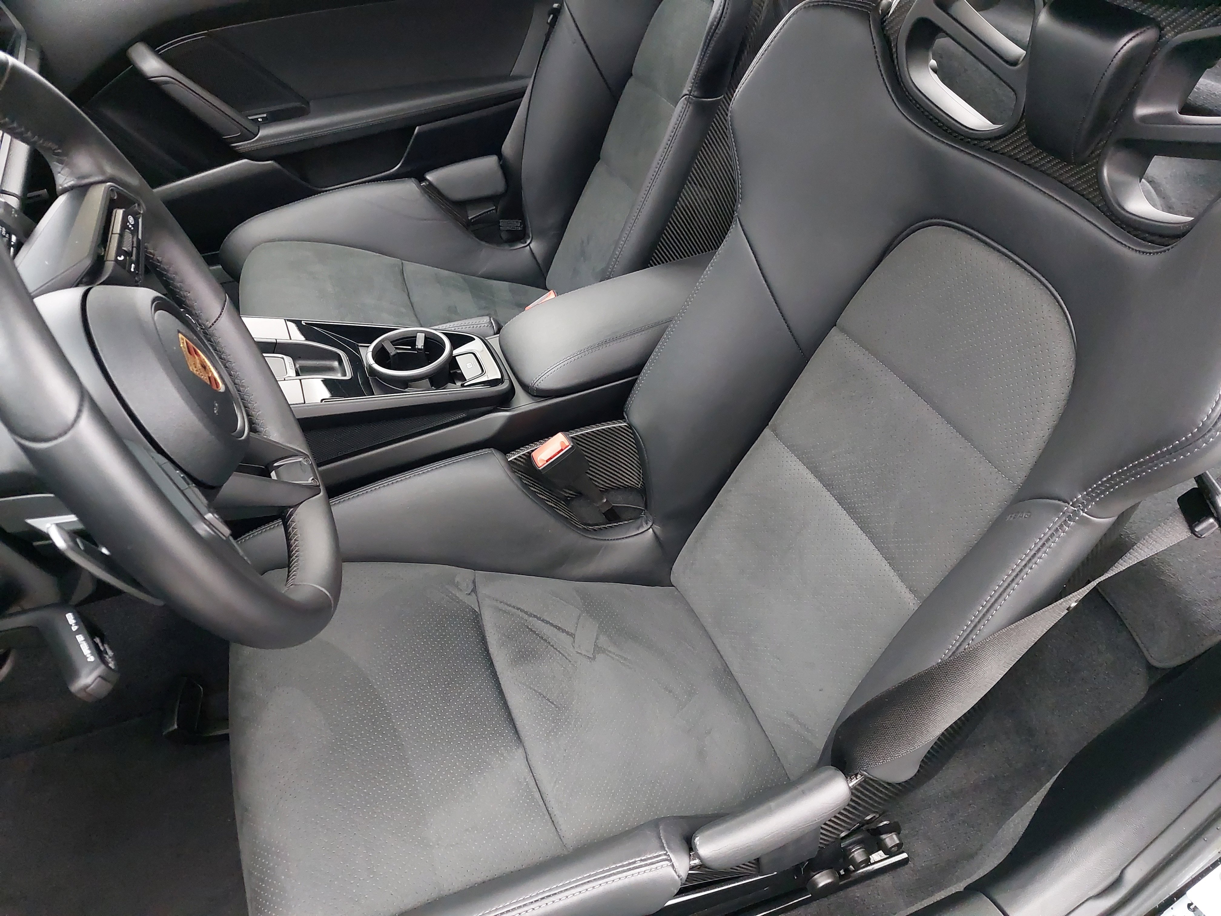 Used 2024 Porsche 911 Carrera T image 13