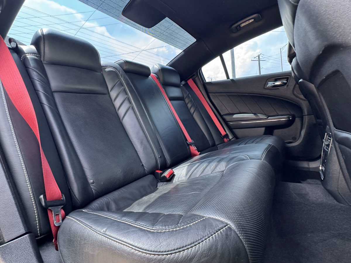 Used 2018 Dodge Charger SRT Hellcat w/ Harman/Kardon Audio Group RWD image 41
