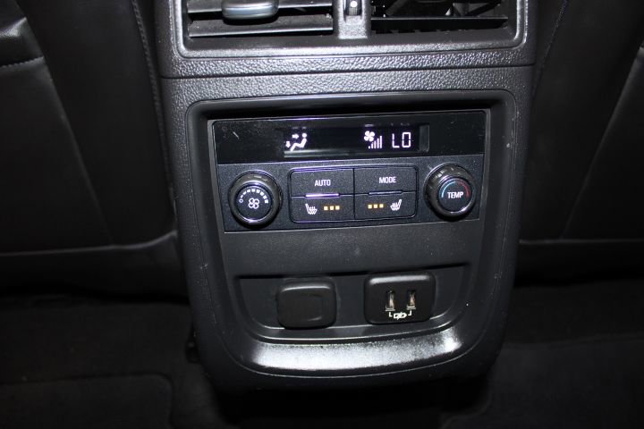 Used 2020 Buick Envision Essence image 33