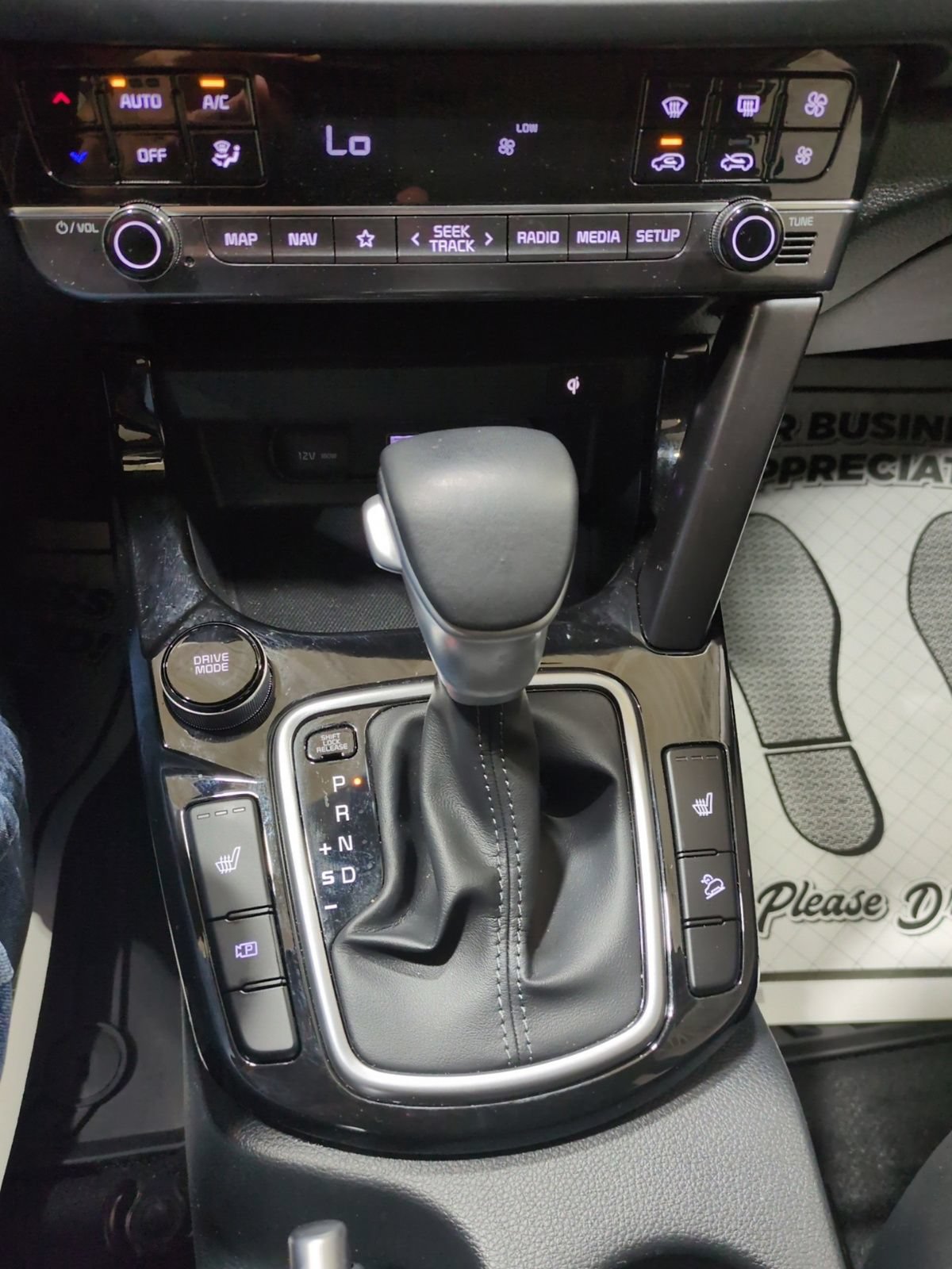 Certified 2024 Kia Seltos EX FWD image 20