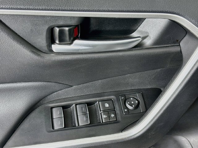 Certified 2023 Toyota RAV4 XLE AWD/4WD image 19