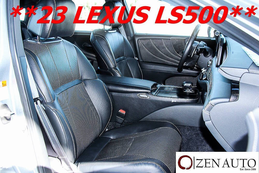 Used 2023 Lexus LS 500 w/ Accessory Package (Z1) RWD image 30