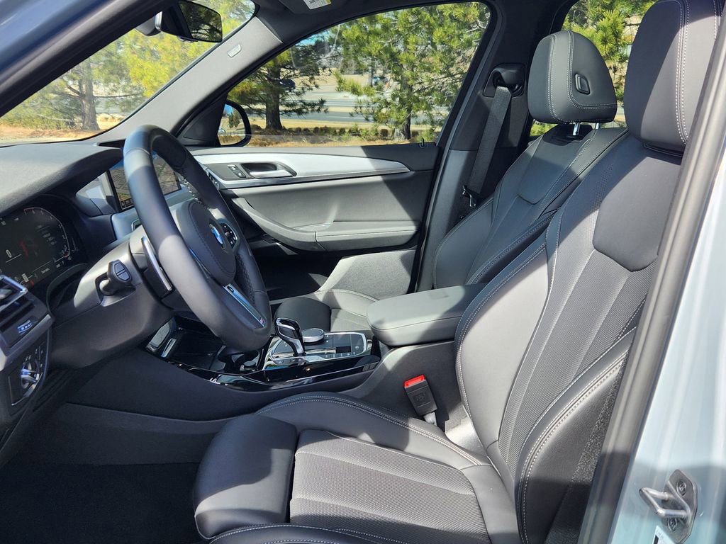 Used 2024 BMW X3 xDrive30i w/ Premium Package image 8