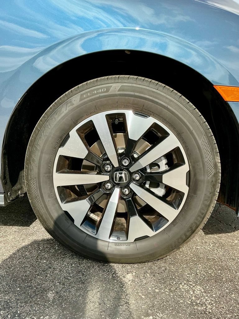 Used 2026 Honda Odyssey EX-L image 15