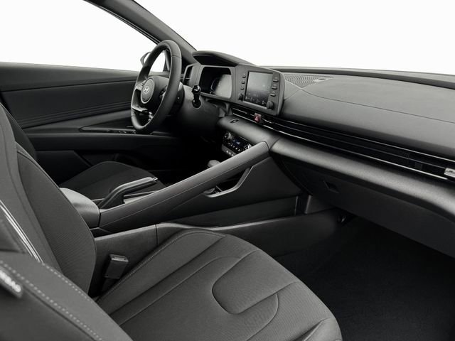 New 2025 Hyundai Elantra Sport image 15