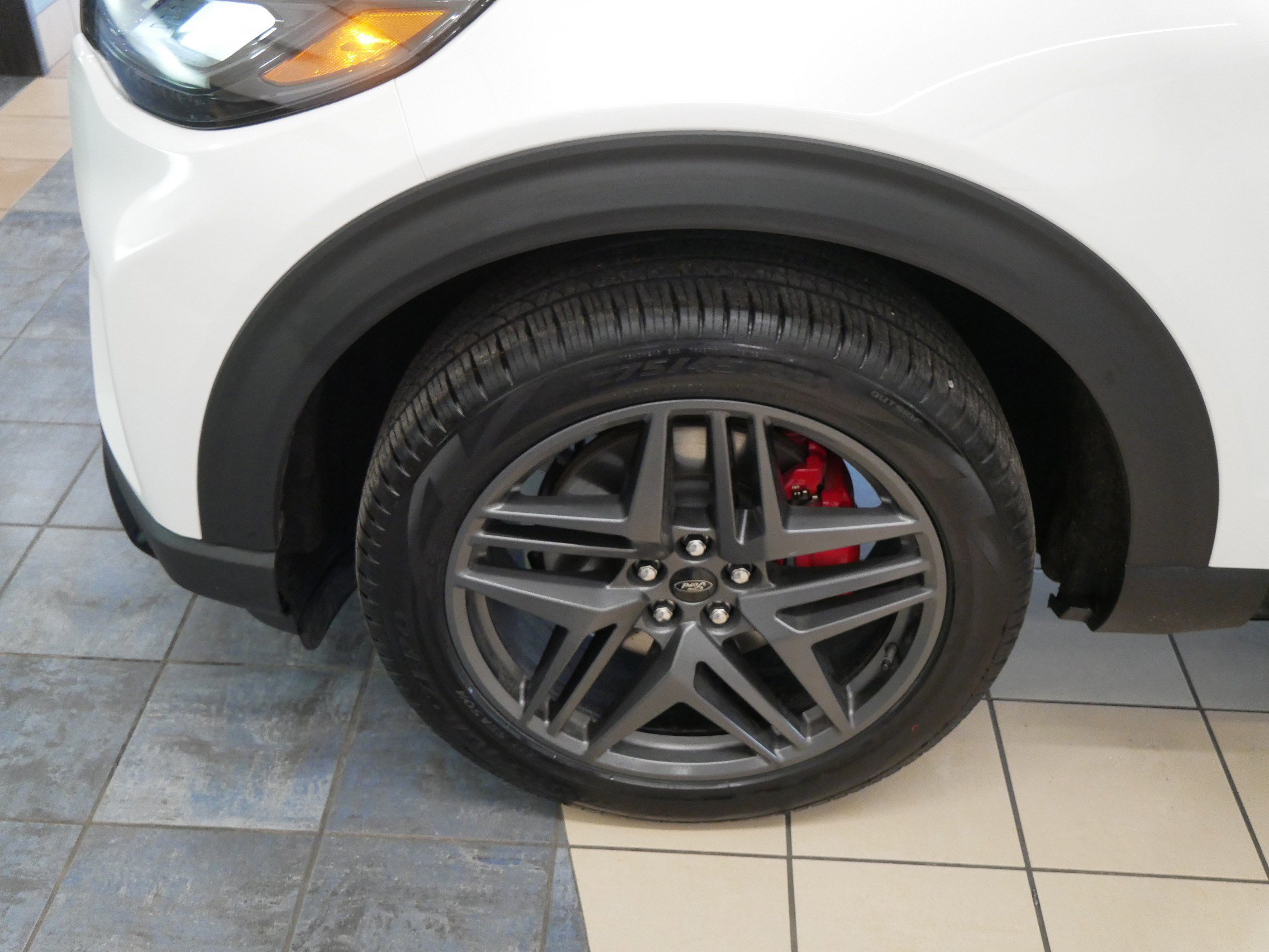 Used 2026 Ford Explorer ST-Line w/ ST-Line Street Pack image 15