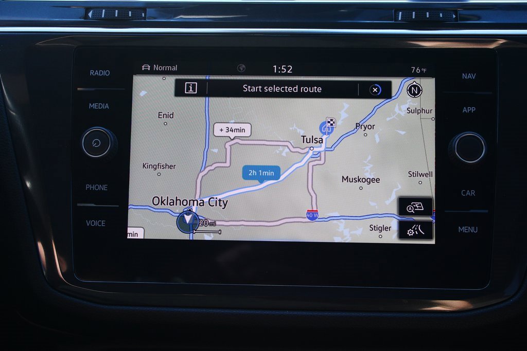 Used 2023 Volkswagen Tiguan SEL R-Line image 17