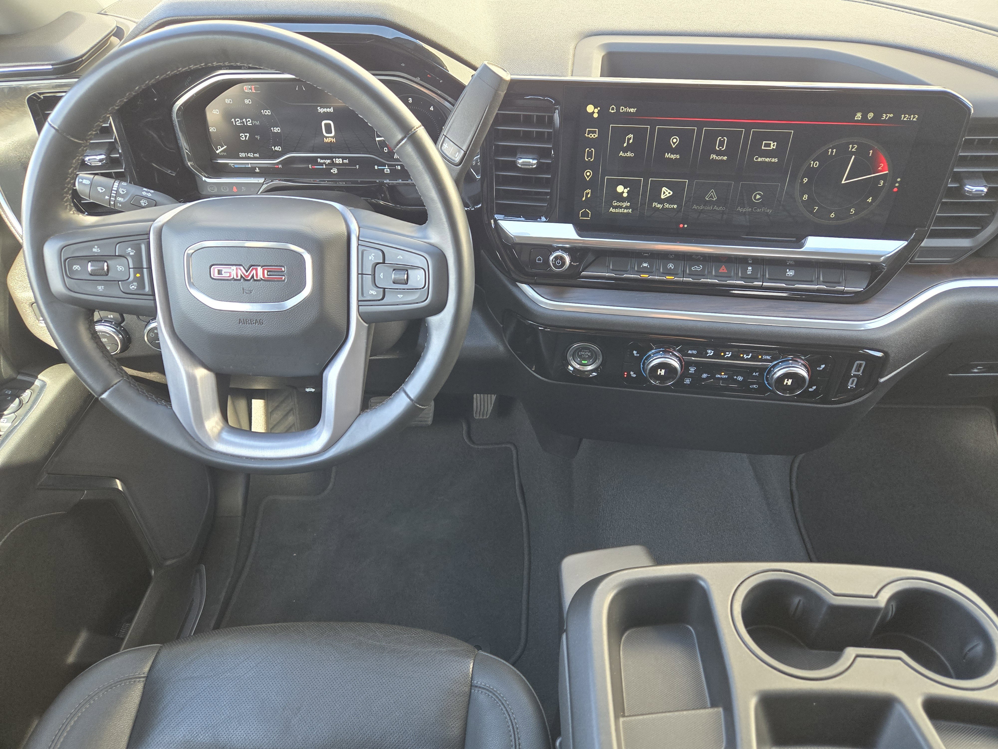 Used 2024 GMC Sierra 1500 SLT image 30