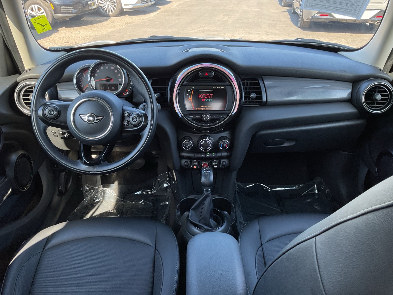 Used 2019 MINI Cooper 4-Door Hardtop w/ Storage Package FWD image 15
