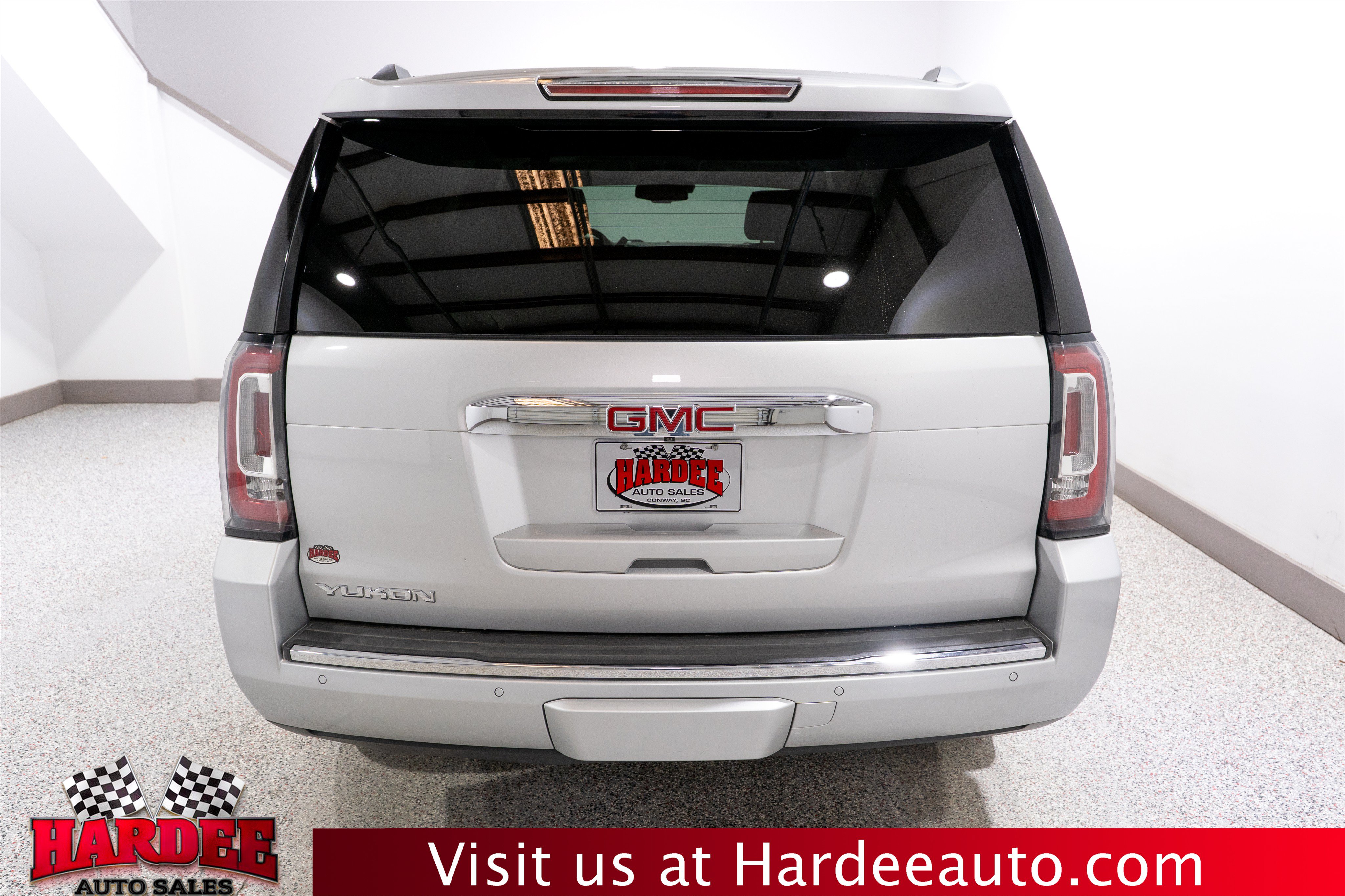 Used 2018 GMC Yukon Denali AWD/4WD image 4