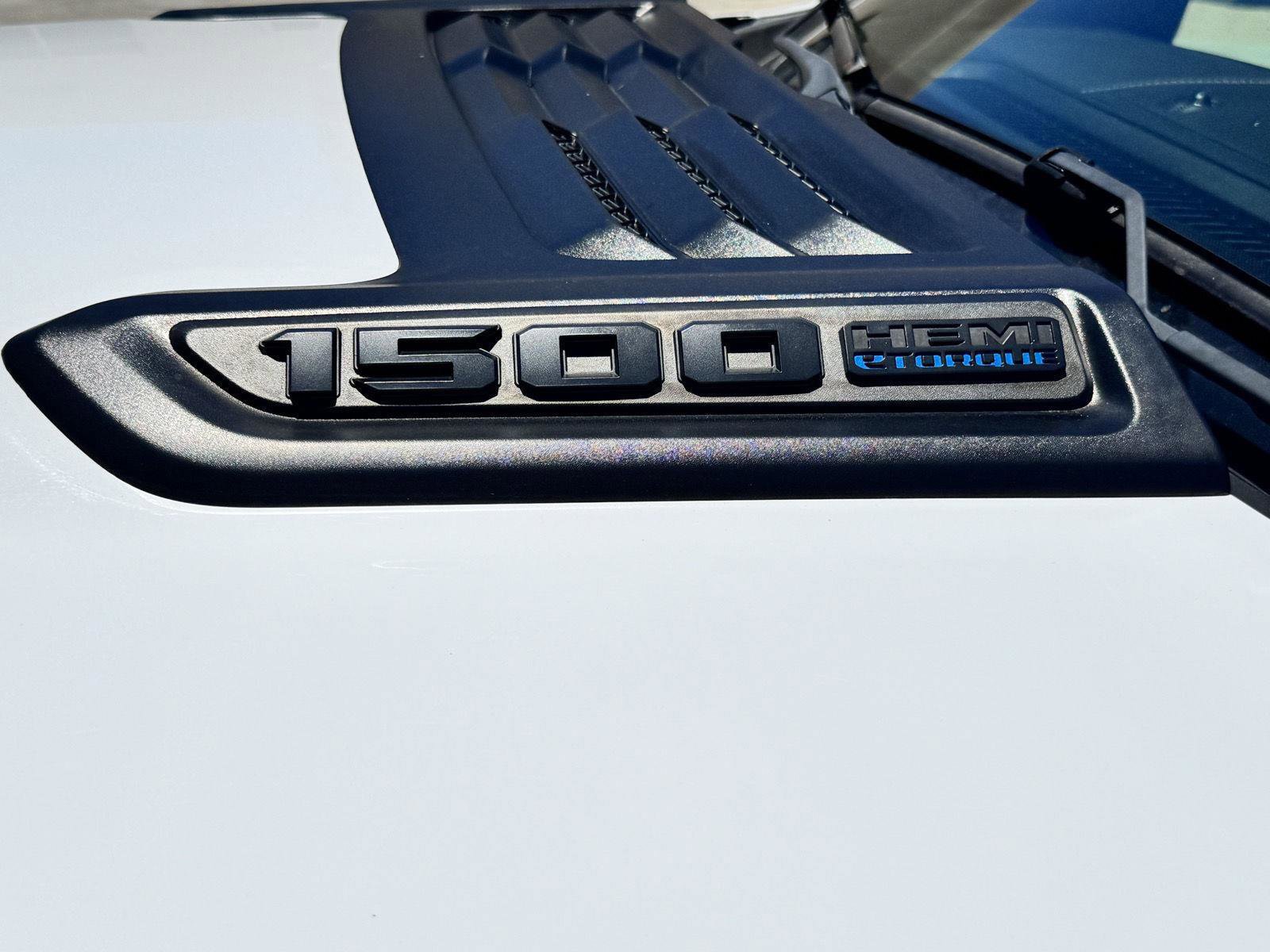 Used 2024 RAM 1500 Limited AWD/4WD image 10