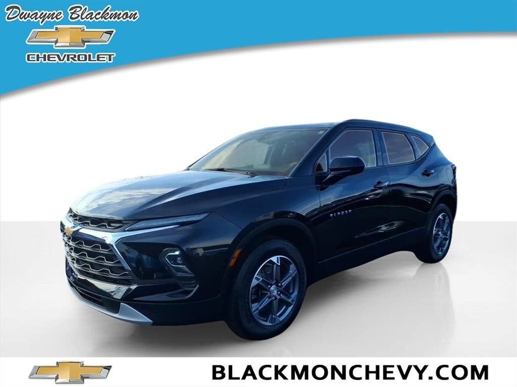 New 2024 Chevrolet Blazer LT w/ Convenience Package FWD image 7