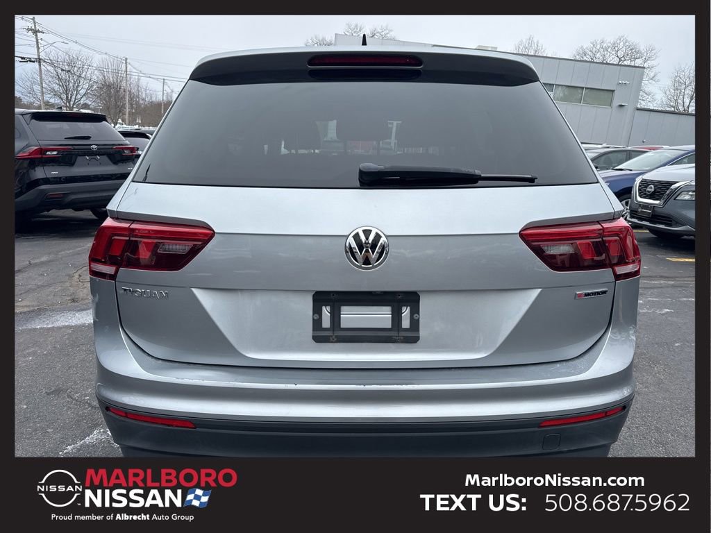 Used 2020 Volkswagen Tiguan S image 6